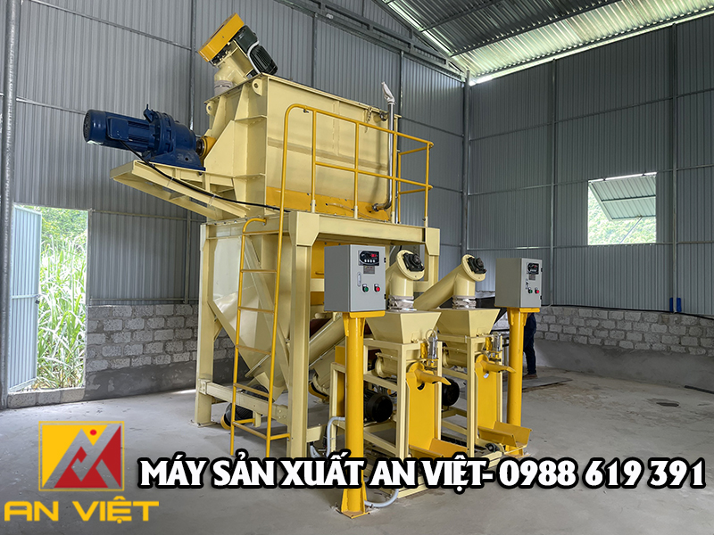 Bàn giao cân đóng bao keo vữa 3 tấn/h tại Nghệ An